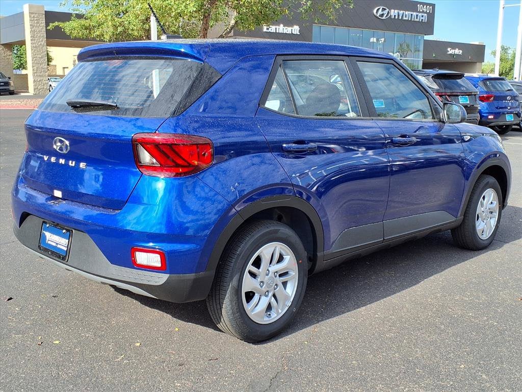 2026 Hyundai VENUE SE