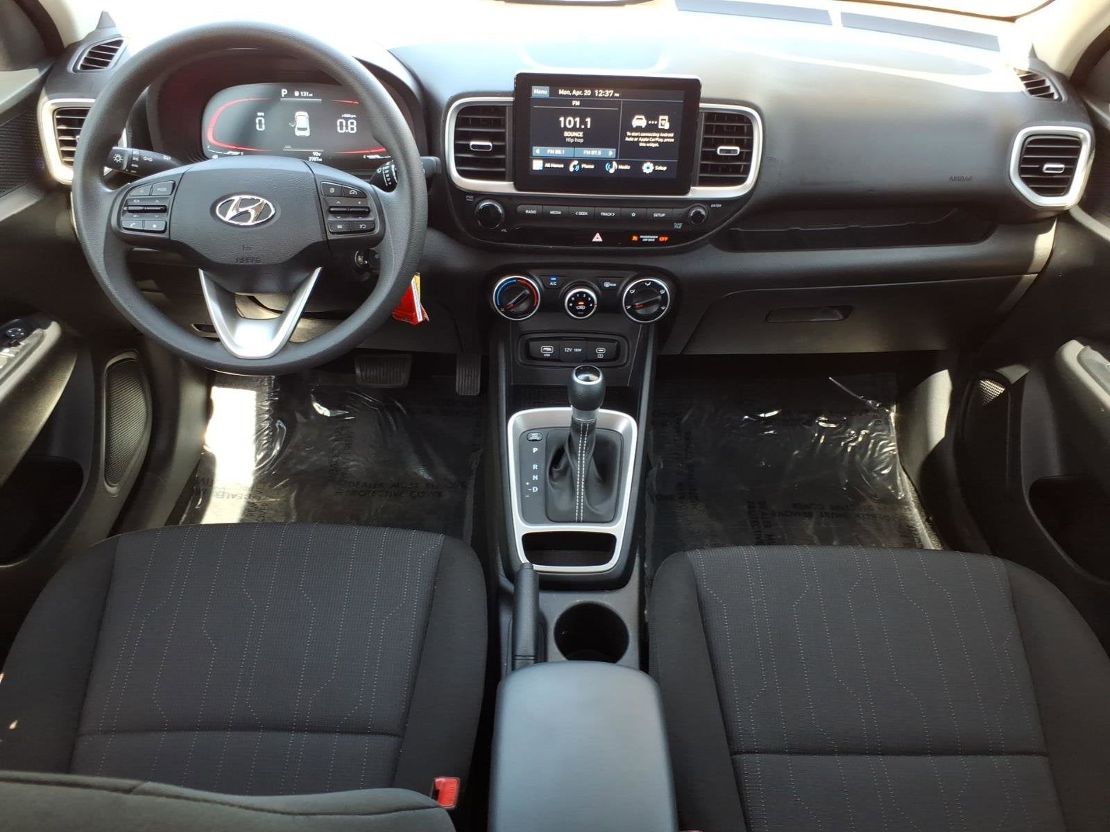 2025 Hyundai VENUE SE