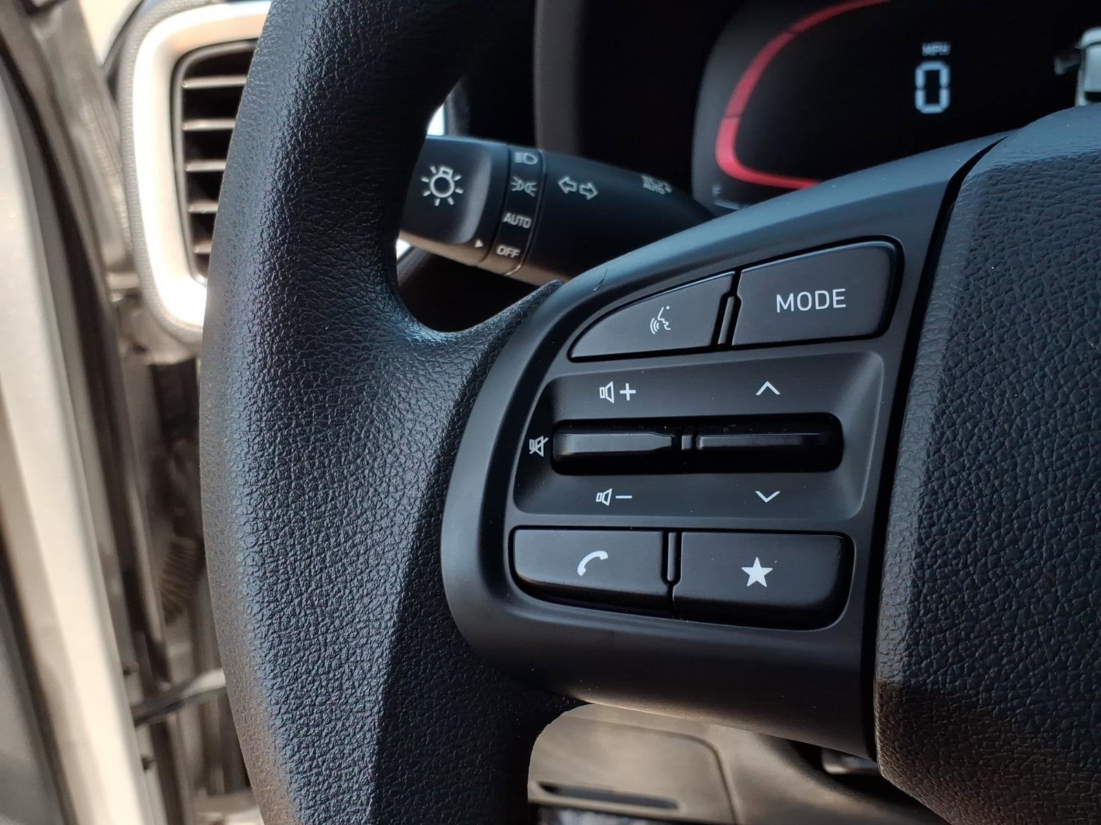 2025 Hyundai VENUE SE