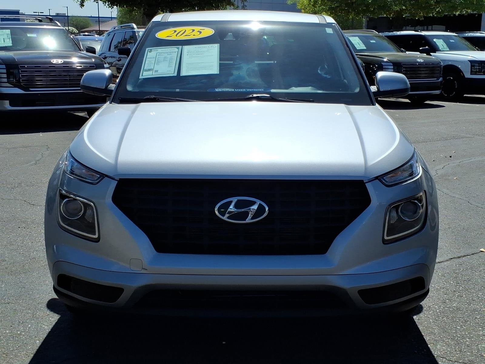 2025 Hyundai VENUE SE