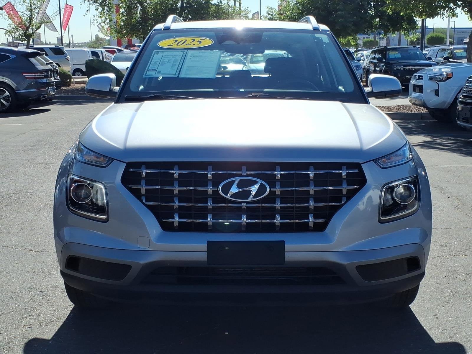 2025 Hyundai VENUE SEL