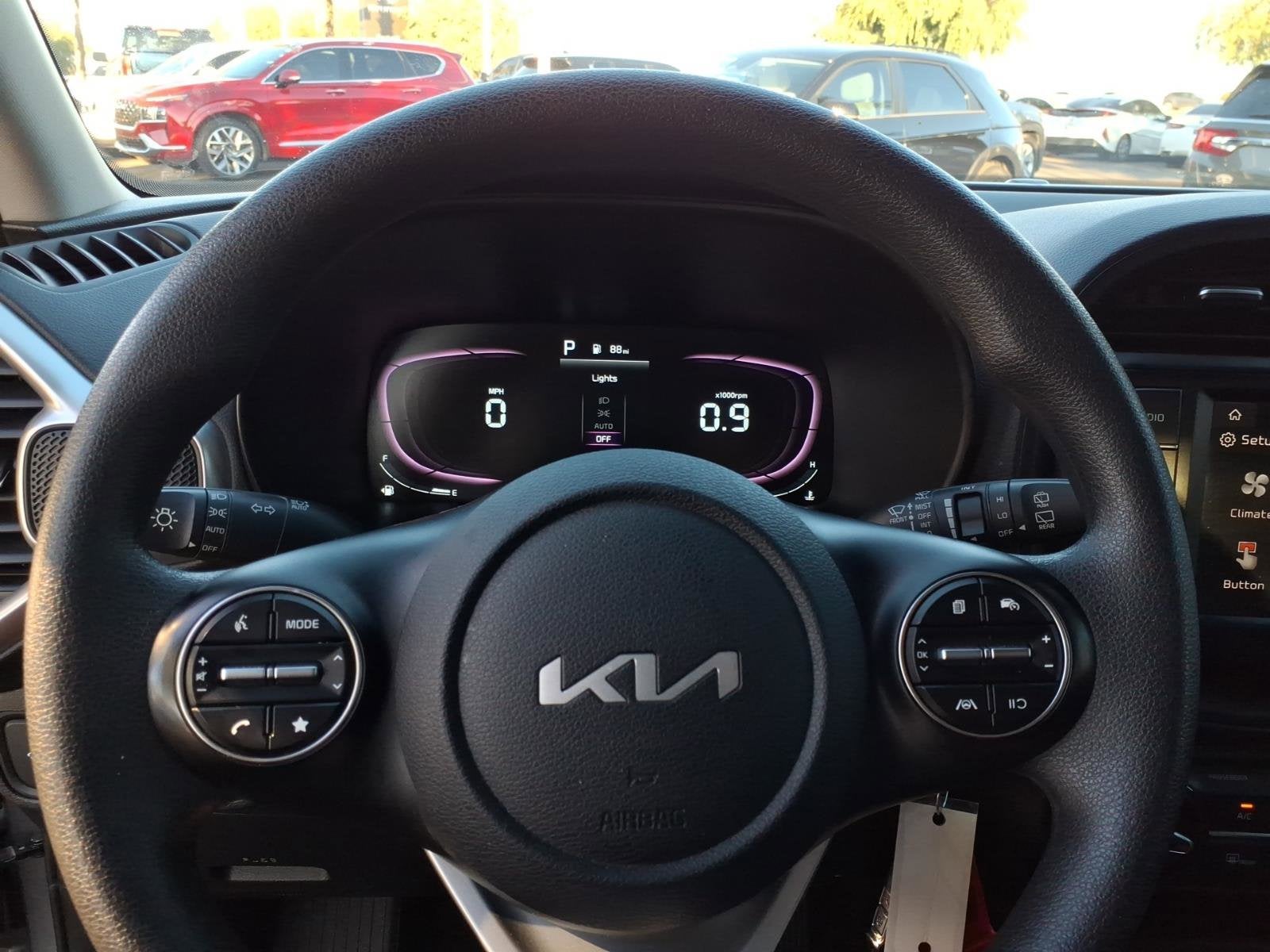 2023 Kia Soul LX