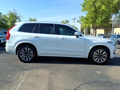 2021 Volvo XC90 Momentum***Beautiful Vehicle!!