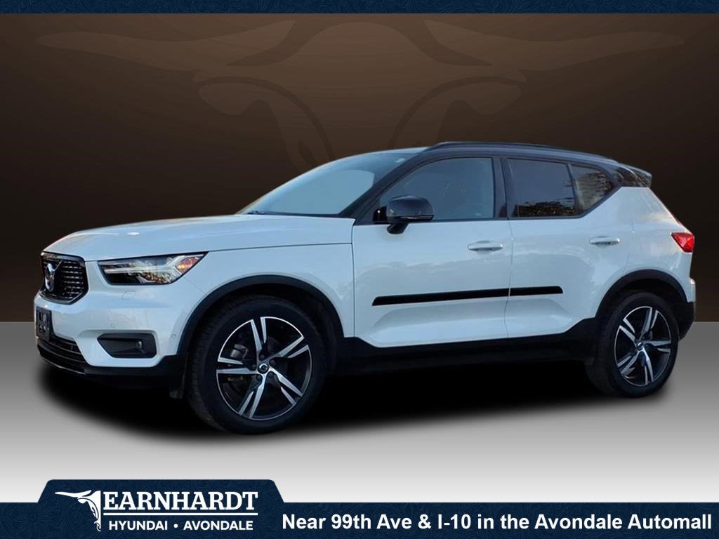 2020 Volvo XC40 R-Design