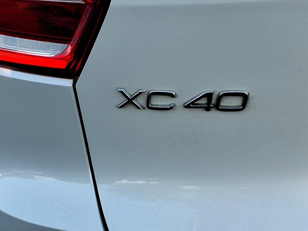 2020 Volvo XC40 R-Design