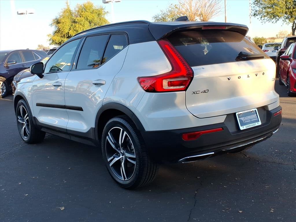 2020 Volvo XC40 R-Design