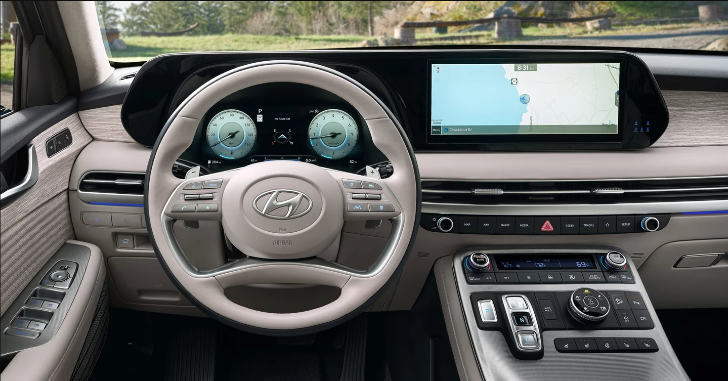 Interior dashboard of the 2023 Hyundai Palisade