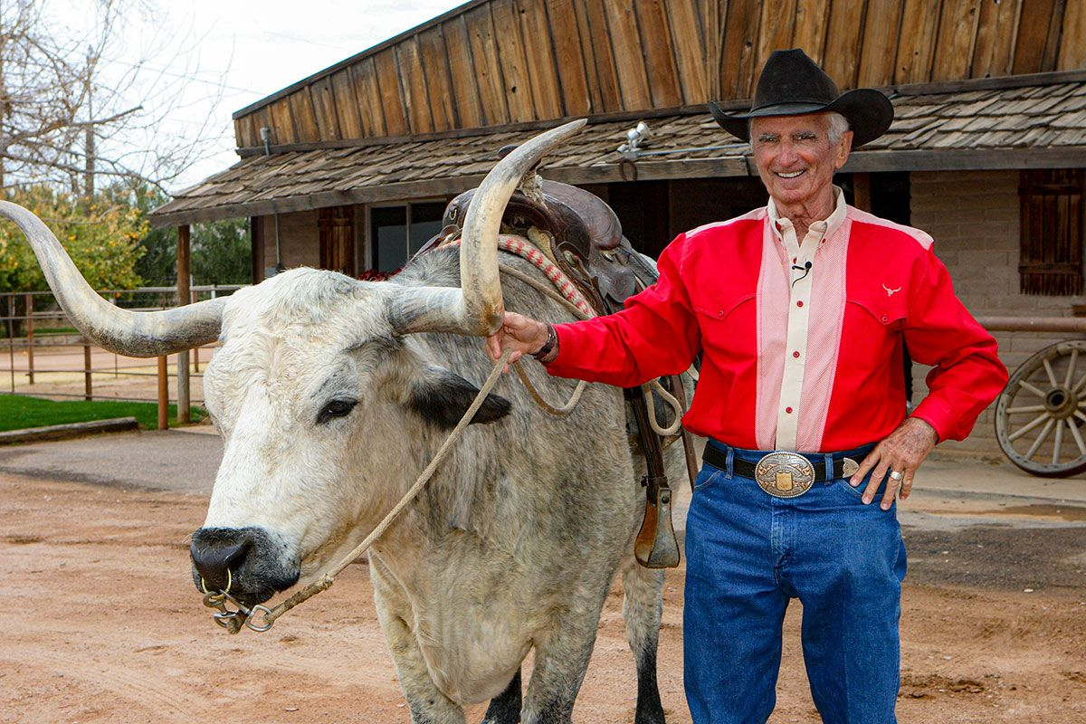 Tex Earnhardt, Founder and CEO of Earnhardt Auto Centers